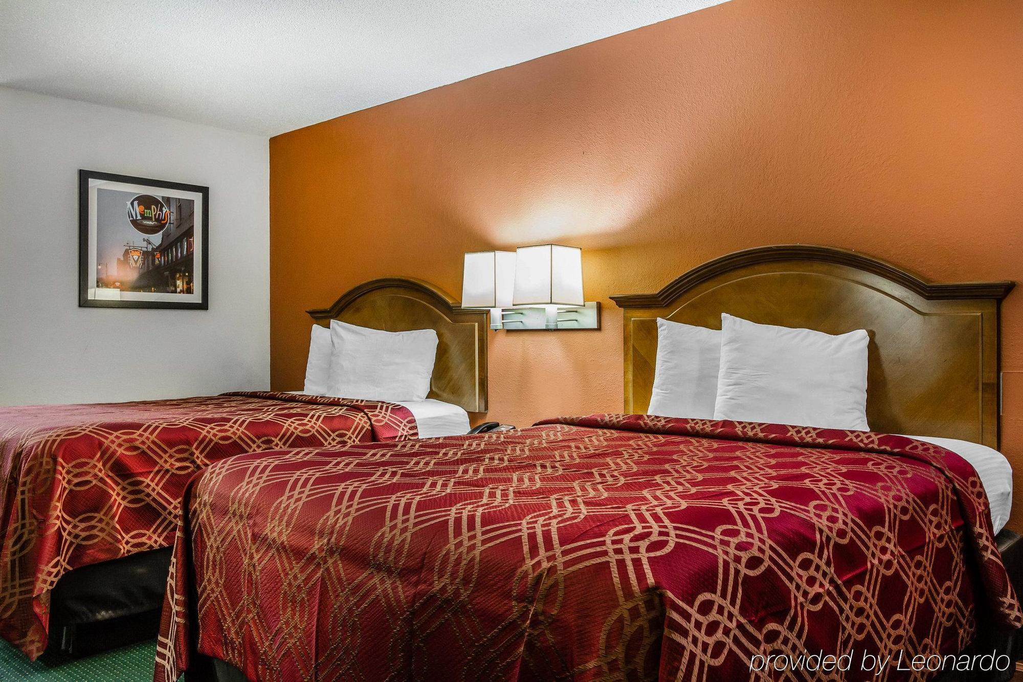 Econo Lodge Inn & Suites Enterprise Bagian luar foto